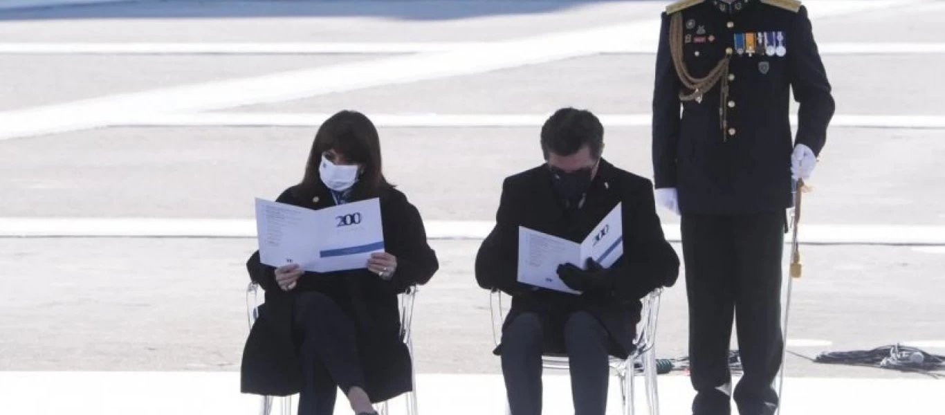 Στρατηγός Λ.Τζούμης για την... αδιάφορη στάση της ΠτΔ Κ.Σακελλαροπούλου στην παρέλαση της 25ης Μαρτίου